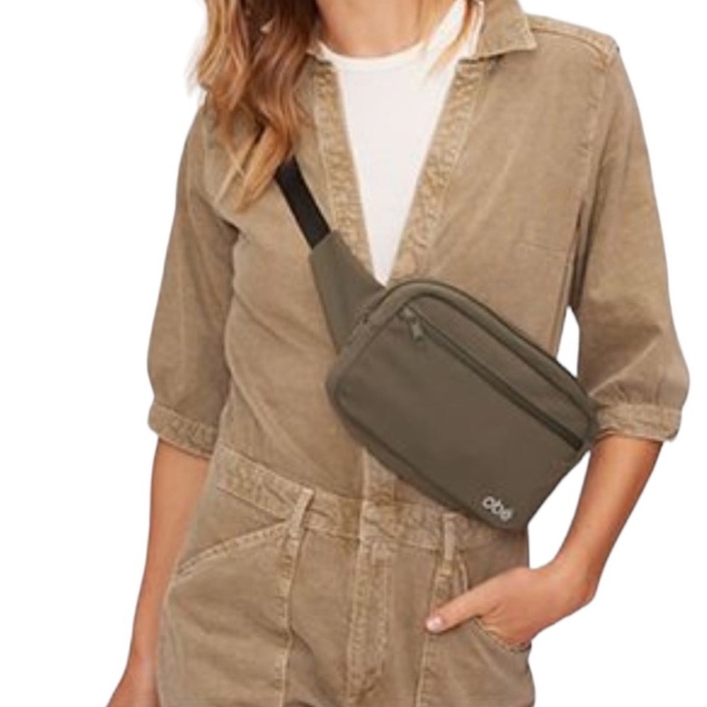 Obé Olive Green Waist/Fanny Pack